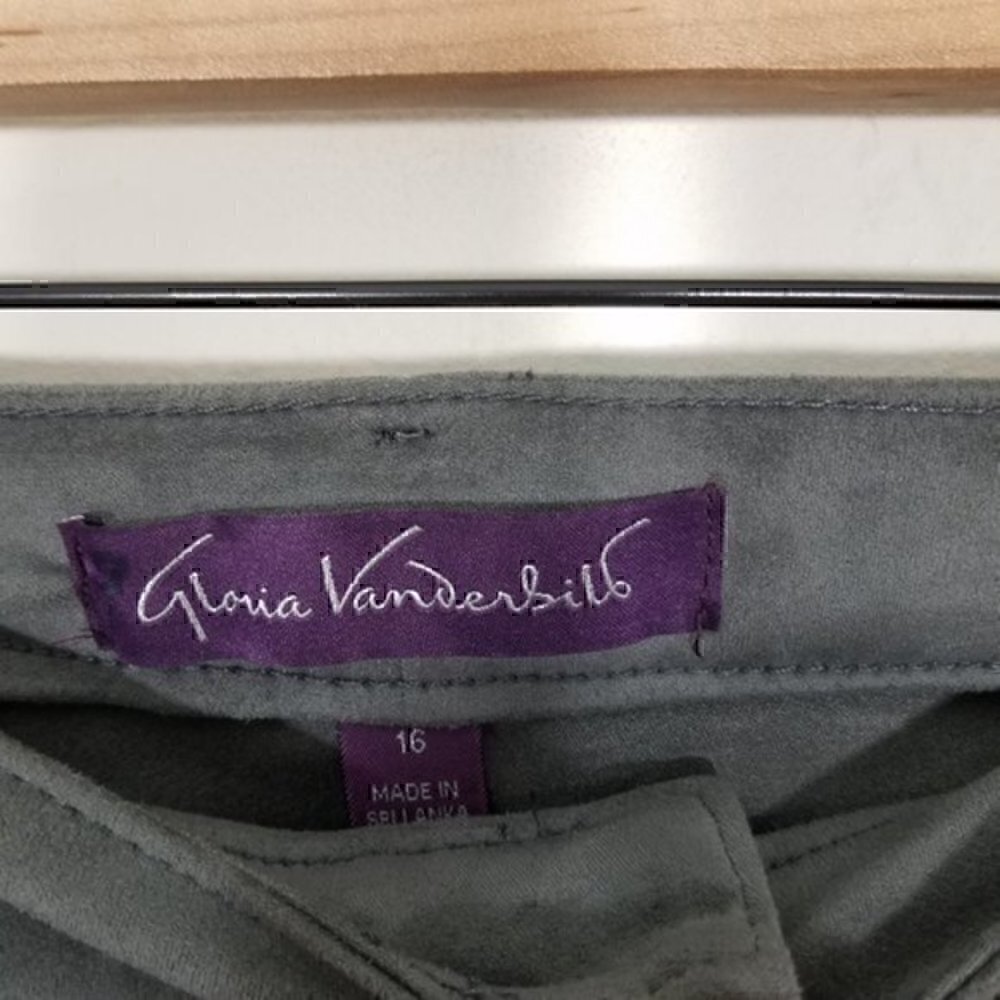 NWT Gloria Vanderbilt BRIDET Slim Leg Mid Rise Super Stretch Pants Size 16 - Picture 2 of 5